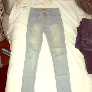 Juniors jeans